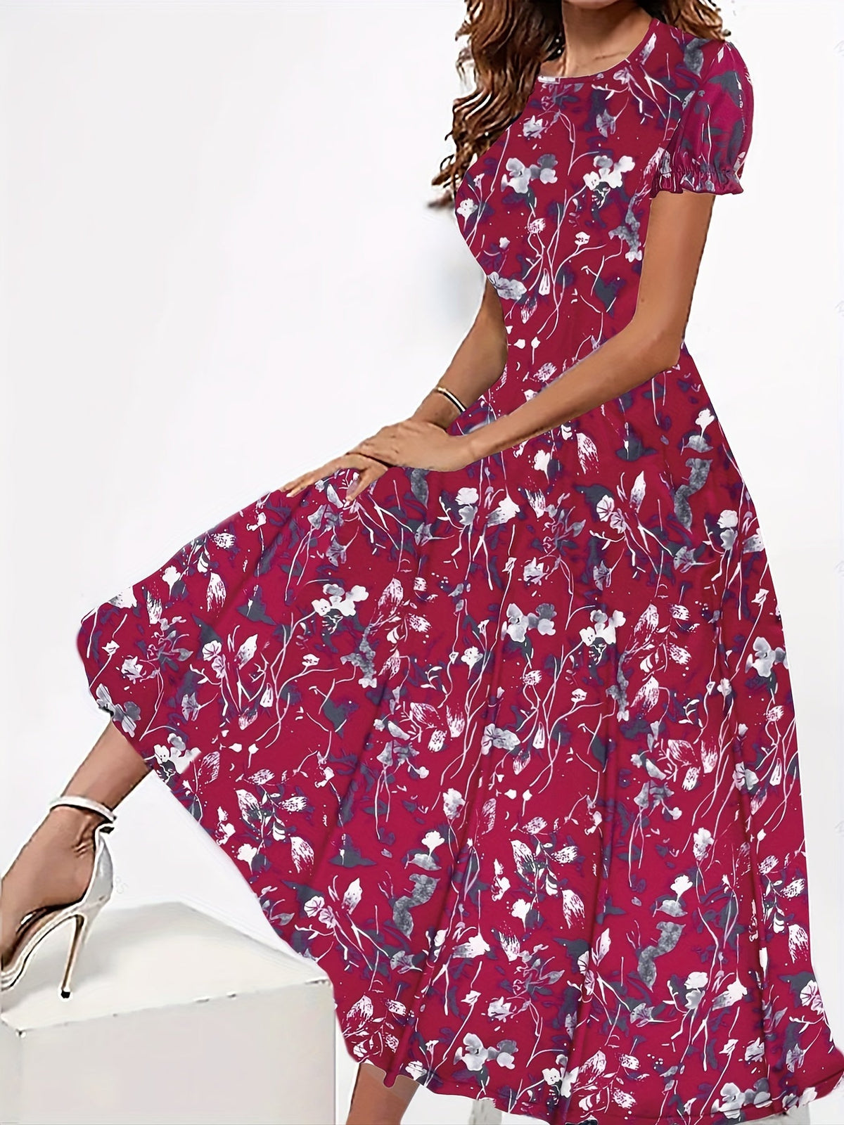 ElaraGrace Women's Maxi Dress with Floral Design and Short Sleeves