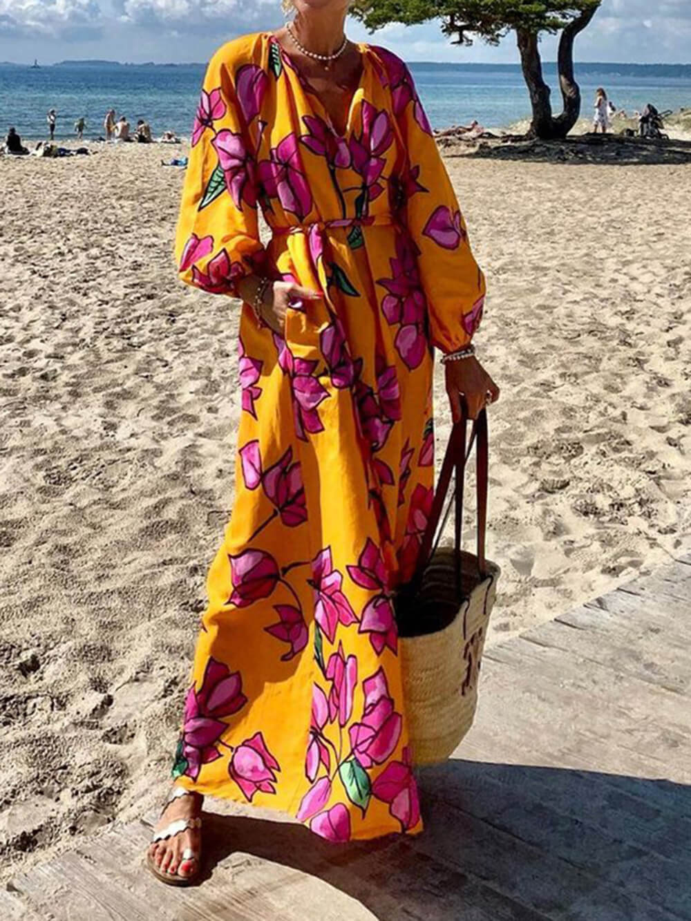IsabellaGrace Elegant Women's Puff Sleeve Floral Maxi Dress